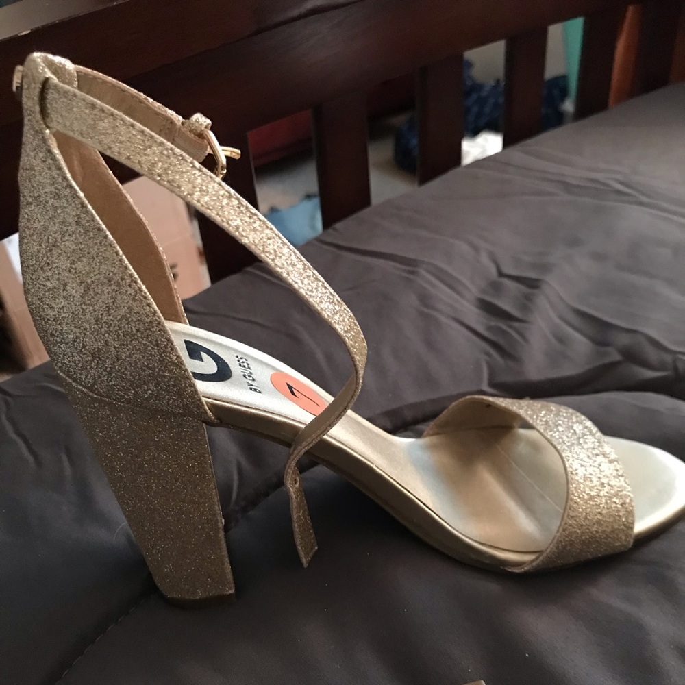 Guess heeled sandals